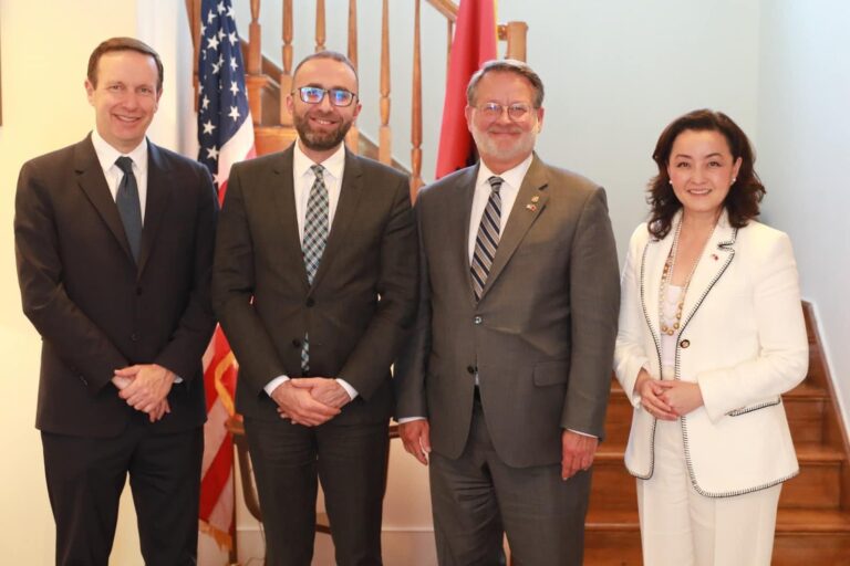 Bardhi takim me senatorët amerikanë: Partneriteti me SHBA është jetik për të ardhmen e vendit