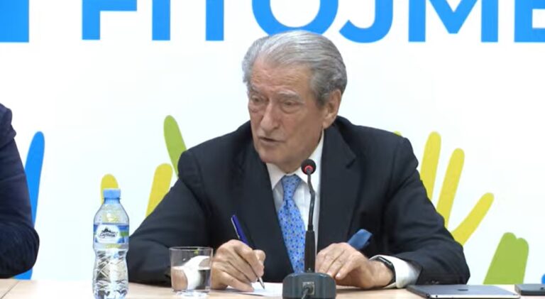 PS fiton tre bashkitë ku u votua elektronikisht, Berisha nuk pranon humbjen: Të bëhet verifikimi dhe auditimi i pajisjeve elektronike