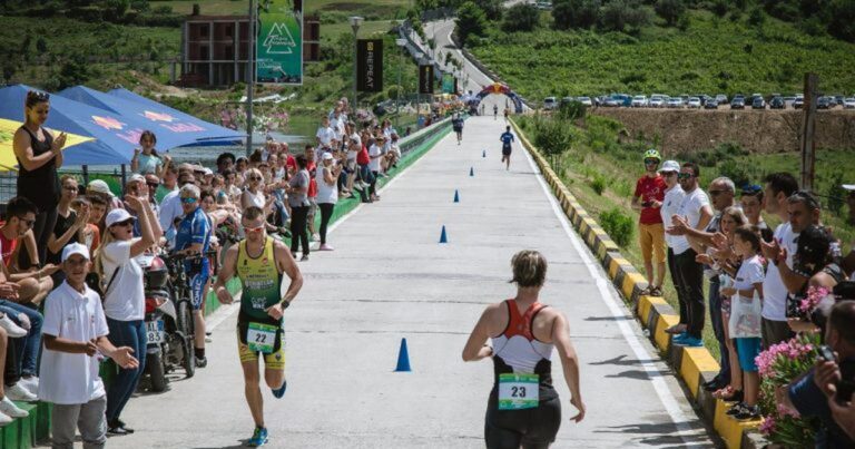 Të dielën ”Tiranathlon”, rrugët ku do të kufizohet qarkullimi i mjeteve dhe linjat urbane që devijohen