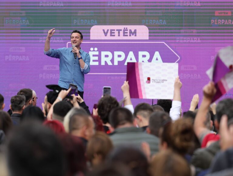 Veliaj: Voto Partinë Socialiste që i çon gjërat përpara. Më 14 Maj fitojmë bindshëm në të gjithë qarkun