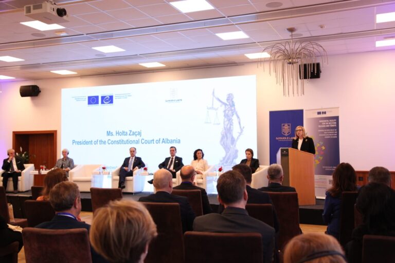 Kryetarja e Gjykatës Kushtetuese në Konferencën e nivelit të lartë: Varësia absolute e gjyqtarit është vetëm ndaj ligjit