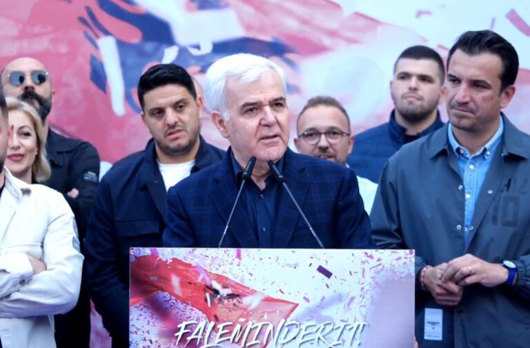 Fatmir Xhafaj: Belind Këlliçi humbi dhe në lagjen ku votoi bashkë me familjen