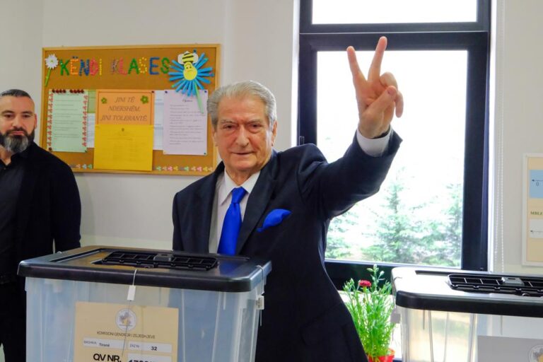 Berisha humbet 15 bashkitë që fitoi PD-ja në 2015, a do të rikthehet Basha në selinë blu?