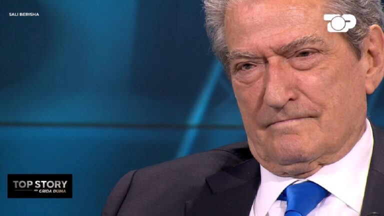 Rrëfimi i Berishës për Ramiz Alinë: Donte t’i rrihte studentët, por ishte i humbur