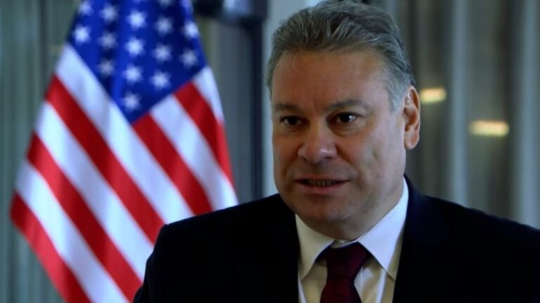 Situata “e nxehtë” në Veri, Escobar njofton konferencën urgjente