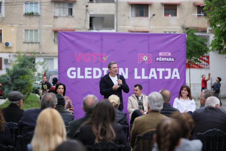 Gjiknuri dhe Llatja takime në Lagjen “5 Maji”: “Më 14 maj votojmë  për të ardhmen. Opozita po përgatit alibinë e humbjes