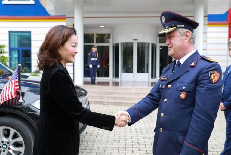 Yuri Kim takohet me Rrumbullakun: Policia rol vendimtar për proces zgjedhor të sigurt dhe me standarde