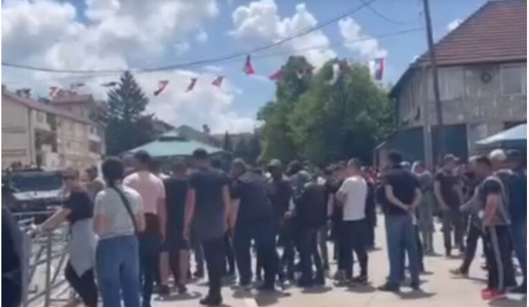 Lista Serbe nuk pranon të shkojë në zgjedhje. Vendos kushte