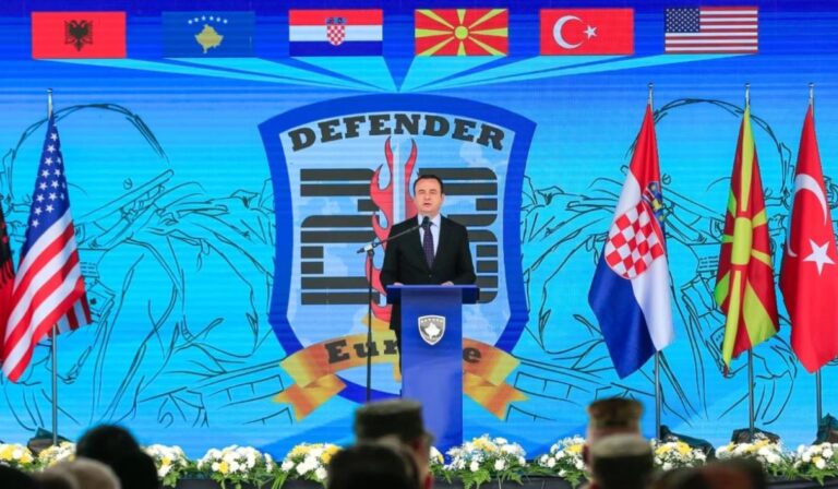 Kryeministri Kurti: Ushtarakët e FSK-së, në krah të mijëra ushtarakëve të 25 vendeve të NATO-s