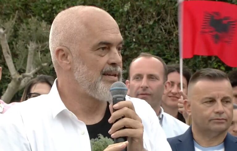 Rama vlerëson kryetarin Ervin Demon: Qarku i Beratit sapo ka filluar ta zbulojë potencialin e vet ekonomik