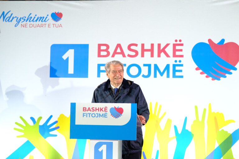 Berisha mbyll fushatën në Durrës: Ky qytet ka nevojë jetike shpëtimi dhe këtë e sjell Igli Cara
