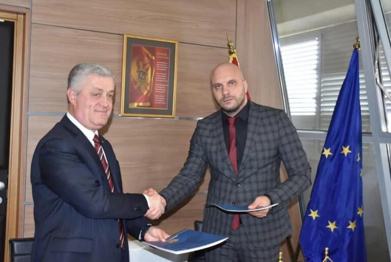 Rrumbullaku vizitë pune në Malin e Zi, firmos disa marrëveshje: Të gatshëm të luftojmë krimin ndërkufitar