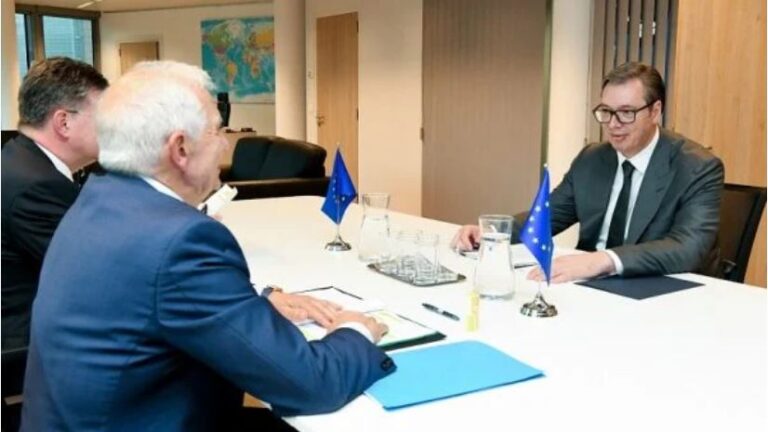 Pas Kurtit, Borrell pret në zyrë Vuçiç-in. Synohet shtensionimi i situatës në veri të Kosovës
