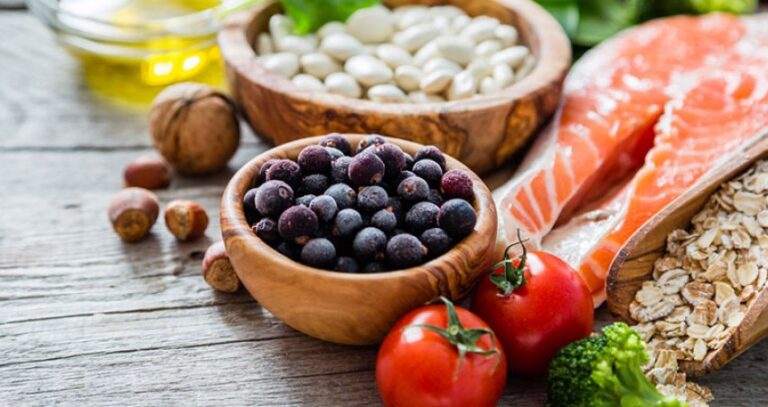 5 ushqimet që duhet të konsumohen në mëngjes për t’i dhënë trurit energji