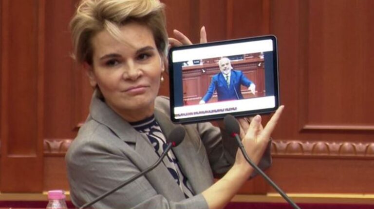 ”Do flasim”, Kryemadhi: Kolegët që sot janë në burg kërcënojnë Ramën