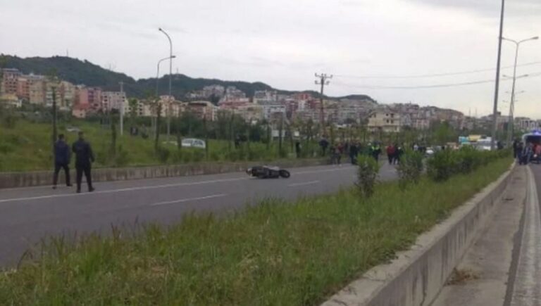 Aksident, motori përplas për vdekje këmbësorin