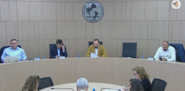 ”Bashkë Fitojmë” refuzon rezultatin e 14 Majit, KAS pranon të hap 3 QV në Elbasan