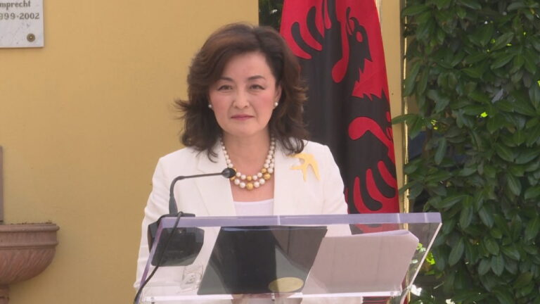 Yuri Kim mesazh kritikëve: Ajo që na bashkon, është me e madhe se ajo që na ndan