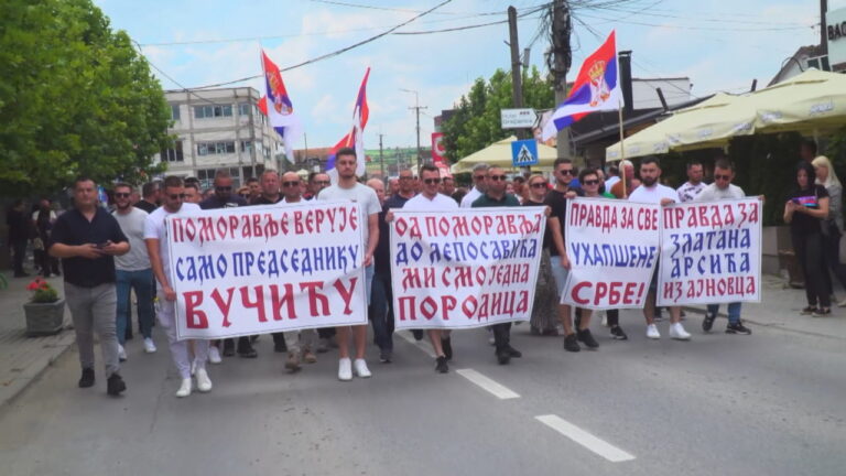 Protesta në Mitrovicë dhe Graçanicë, serbët: Kosova të ndalë dhunën, ose do të reagojmë