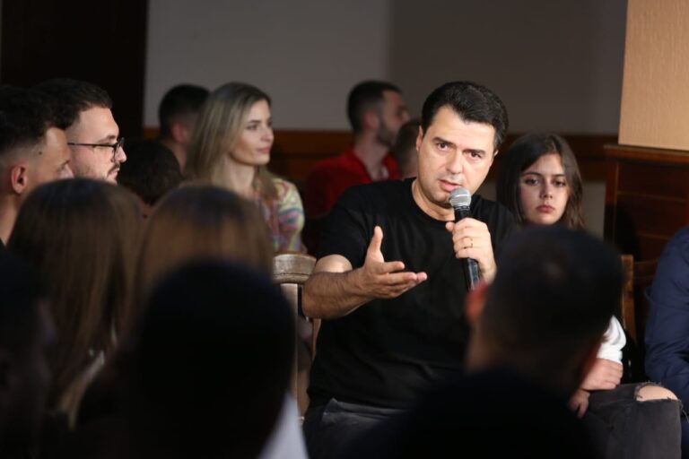 ”Nuk jam penduar që e përjashtova”, Basha tregon 3 çështjet që zgjidhin krizën në PD deri në 2025