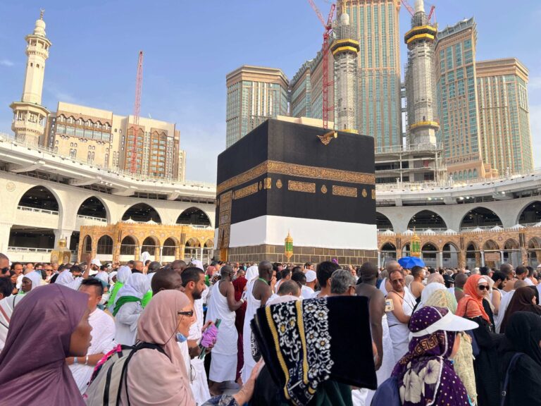 Arabia Saudite: 1.7 milion pelegrinë kanë kryer Haxhin