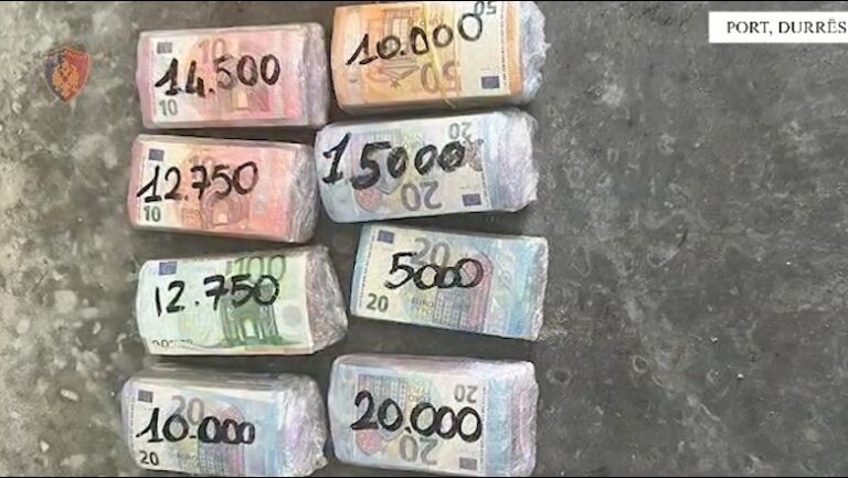 Tentoi të hynte në Shqipëri me rreth 100 mijë euro të fshehura, arrestohet 37-vjeçari