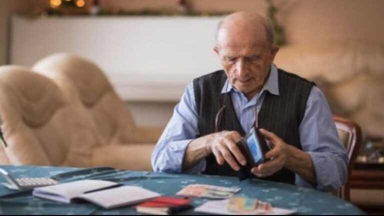 Pensioni nuk mjafton, rreth 16% e personave mbi 65 vjeç vazhdojnë të punojnë