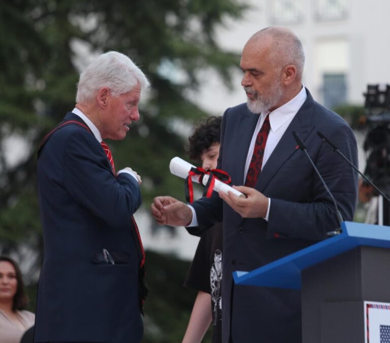 Edi Rama: Presidenti Bill Clinton çeli epokë të re për Ballkanin