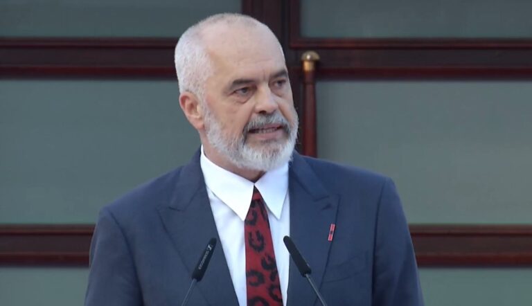 Rama për Clinton: U dha shpresë ”Shqiponjave” të përzënë nga shtëpia e tyre! Kasapi i Beogradit do kishte vijuar të grabiste kohë për Ballkanin