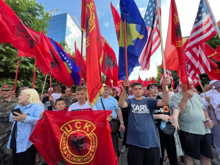 Organizata e Veteranëve të luftës së UÇK-së kërkon dorëheqjen e deputetes Kusari