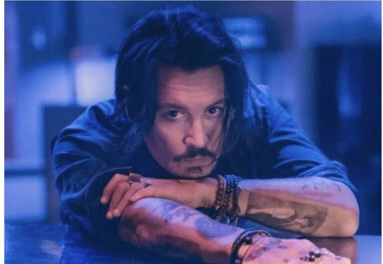 U gjet pa ndjenja në dhomën e hotelit, zbulohet çfarë i ndodhi Johnny Depp