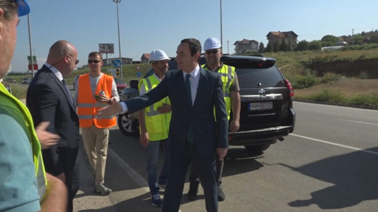 Kurti kritikon masat e BE: Identifikuam 45 persona për sulmet në veri