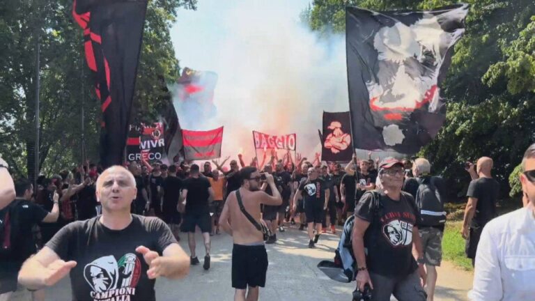 Milani takon tifozët, entuziazëm dhe protesta