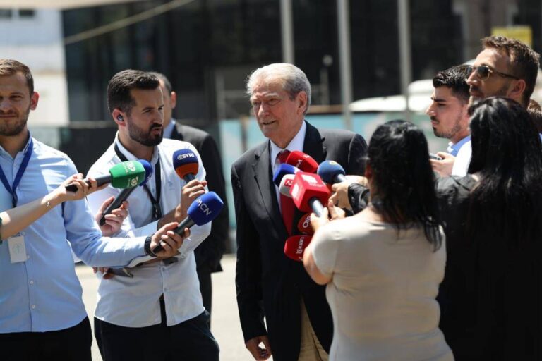 Berisha akuza Ramës për tradhti të lartë kombëtare: Dorëzoi kompjuterët e muxhahedinëve në Iran