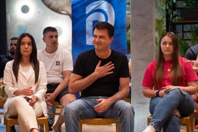 Zgjedhja e kreut të PD-së, Basha vijon fushatën në Tiranë: Koha që ti japim fund pushtetit pa kufi