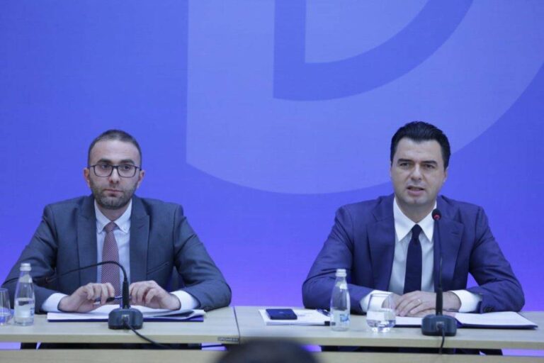 “Lufta” e procedurave në PD