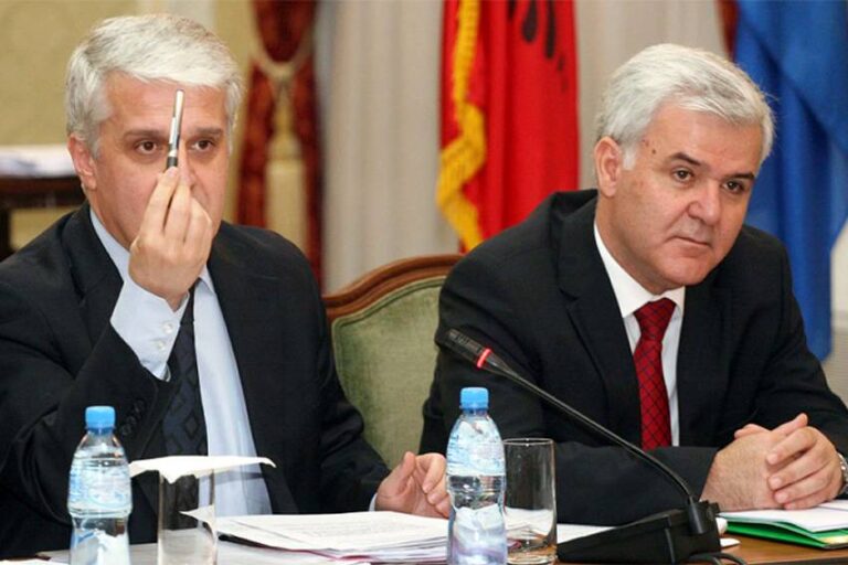 Legalizimi i kanabisit, Xhafaj dhe Majko abstenojnë pr.ligjin e qeverisë