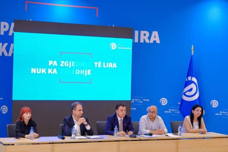 Manipulimet e 14 Majit në Elbasan, PD: Abuzime me fondet, të hetohet asfalti elektoral