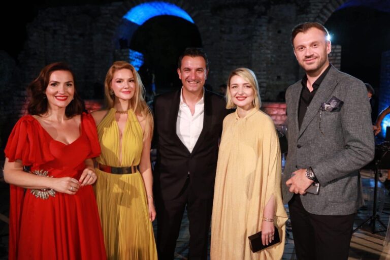 Erion Veliaj: Emocionet e mbrëmjes “Yjet në Butrint” dhuruar nga Timo Flloko