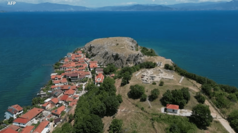 VOA: Në Lin të Pogradecit zbulohet vendbanimi më i vjetër në Europë
