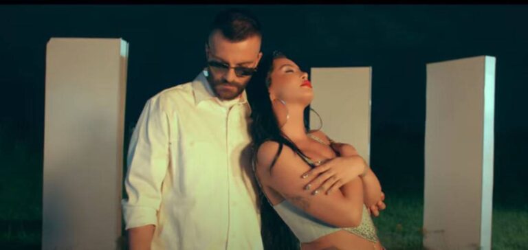 VIDEO/ ”A mke dasht”, Elinel publikon duetin me Dafina Zeqirin