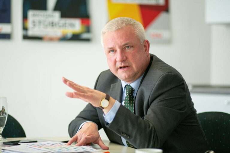 ​Letra nga ligjëvënësit europianë dhe amerikanë, deputeti gjerman: Kanë mbështetjen time