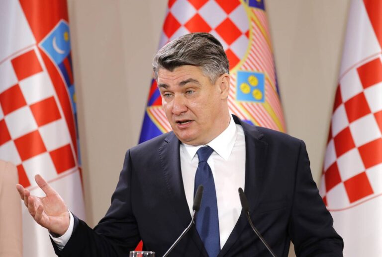 Presidenti i Kroacisë anulon Samitin Brdo-Brijon, shkak Vuçiç