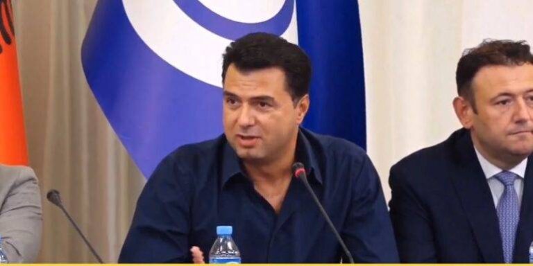 Basha takim me këshilltarët bashkiakë të PD-së: Ata që i thonë vetes “shumë”, enden si zombi