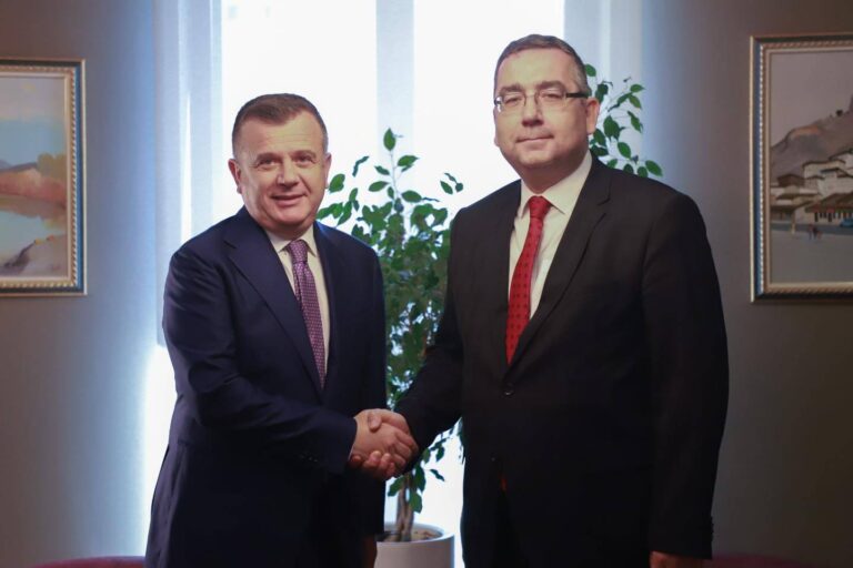 Balla takim me ambasadorin e Turqisë: Bashkëpunim mes dy vendeve për luftën e përbashkët kundër krimit
