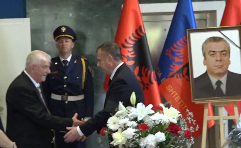 Balla homazhe në nder të Fadil Canaj: Rol të rëndësishëm në ringritjen e Policisë së Shtetit