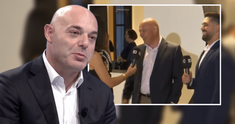 VIDEO/ Gafa e vitit, gazetarja ngatërron kryetarin e Komunës me Blendi Fevziun. Batuta: Të ngjashëm jemi veç tek koka