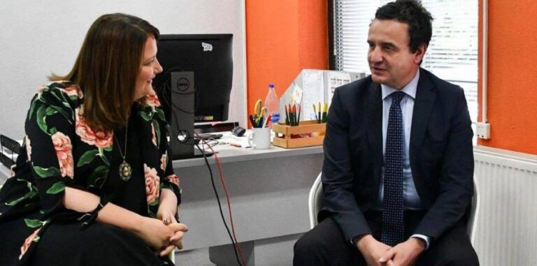 Nisin dorëheqjet në kabinetin Kurti, ikën zv/ministrja e Arsimit