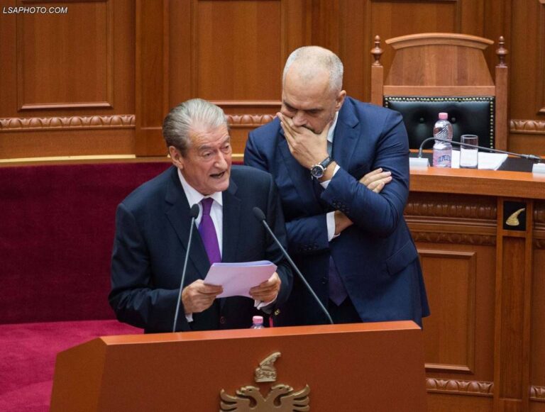 ”Nuk e jap dorëheqjen”, Berisha komenton qëndrimin e Ramës dhe flet nëse vendi shkon drejt destabilitetit