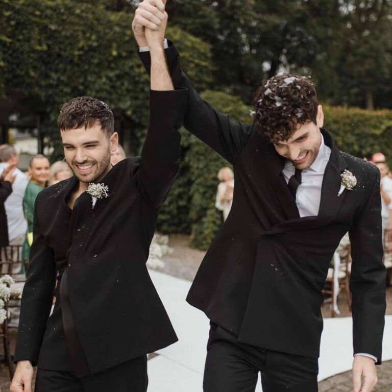 Fituesi i ”Eurovision-it”, Duncan Laurence tregon fotot nga dasma me partnerin e tij